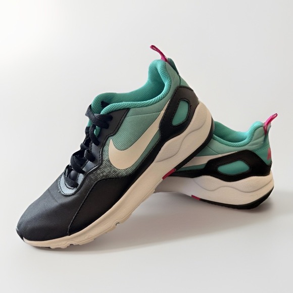 Nike LD Runner Womens Size 7 Black Teal Pink Running Casual 882267-007 - Picture 1 of 16